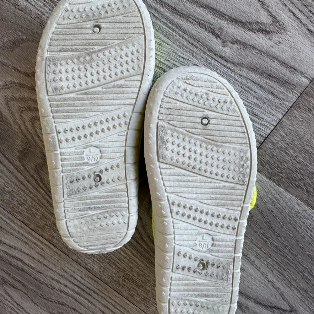 Hartley Toddler Water Shoes by Sun Squad Size 9/10